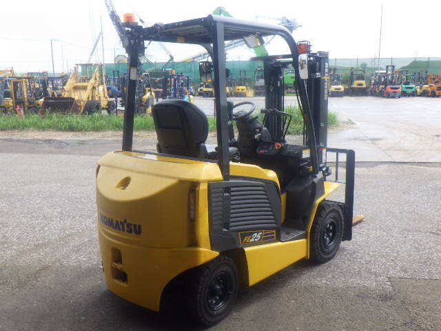 Xe nâng điện KOMATSU 2.5 tấn FE25-2 Seri 323507, Sản Xuất Năm 2023 - Ảnh 4