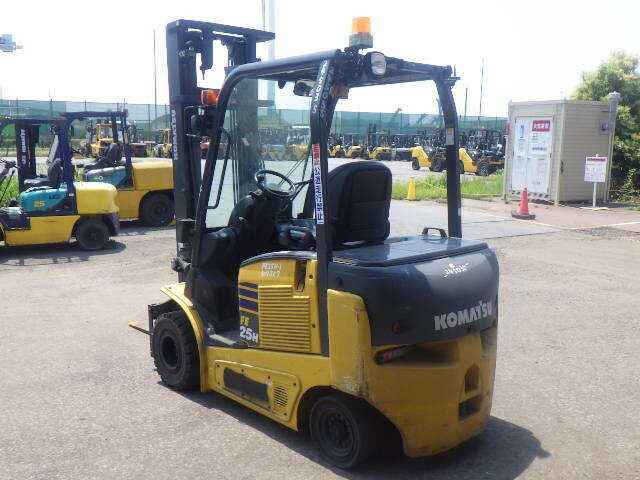 Xe nâng điện Komatsu 2.5 tấn FE25H-1 (307707) - Ảnh 4