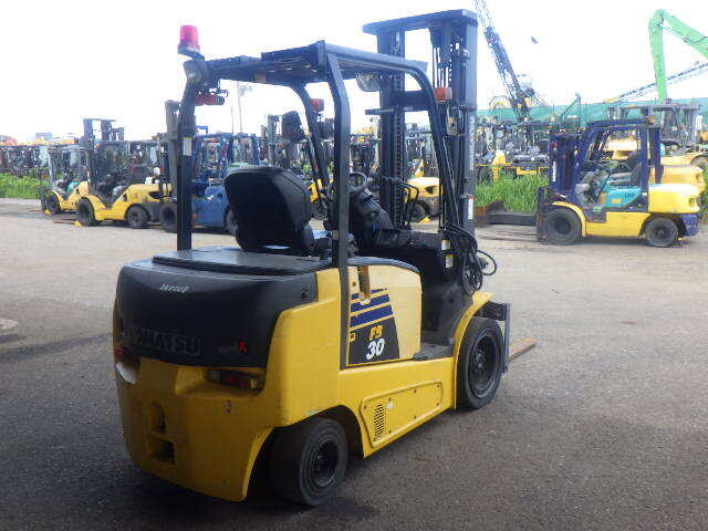Xe nâng điện Komatsu 3 tấn FB30-12 (101719) - Ảnh 4