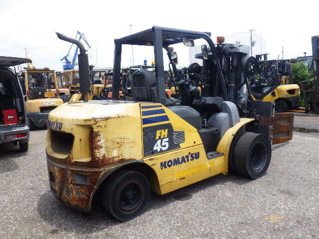 Xe nâng Gas Komatsu 4.5 tấn FH45-1 (138301) - Ảnh 4