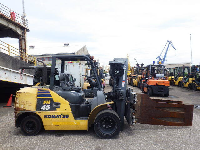 Xe nâng Gas Komatsu 4.5 tấn FH45-1 (138301) - Ảnh 11