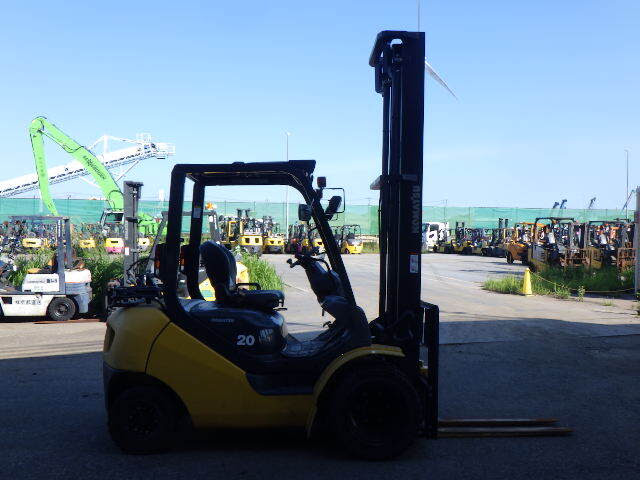Xe nâng xăng Komatsu 2 tấn FG20T-17 (358250) - Ảnh 11