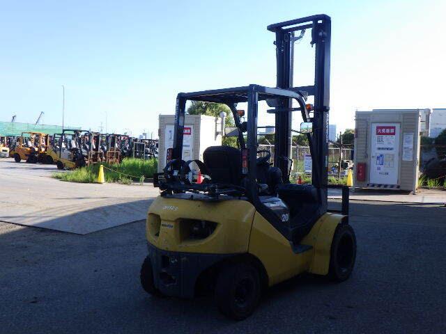 Xe nâng xăng Komatsu 2 tấn FG20T-17 (358250) - Ảnh 4
