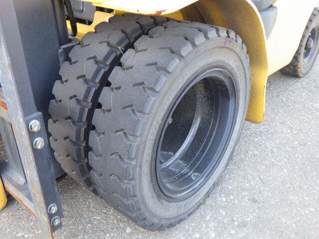 Xe nâng xăng Komatsu 2 tấn FG20T-17 (358250) - Ảnh 9