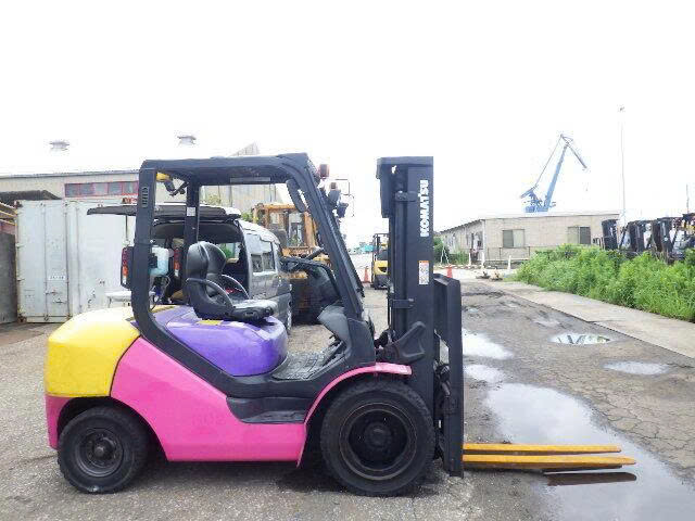 Xe nâng dầu Komatsu 3.0 tấn FD30T-16 (748960) - Ảnh 2