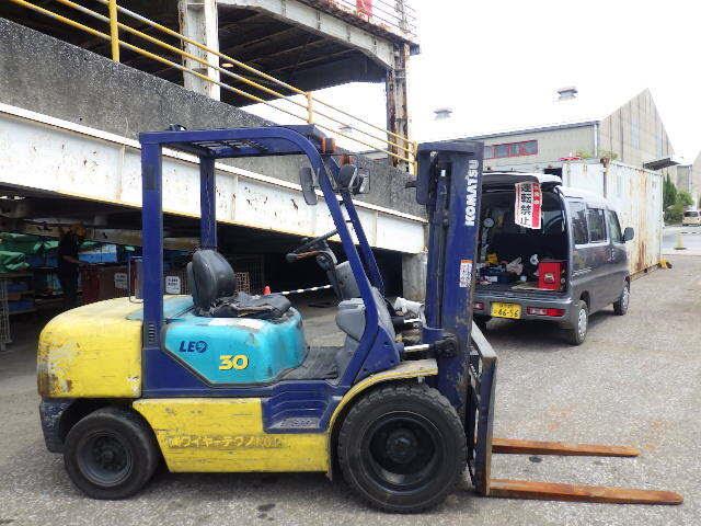 Xe nâng dầu Komatsu 3.0 tấn FD30T-12 (532022) - Ảnh 6