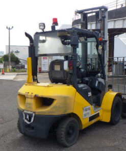 xenang-xe-nang-dau-komatsu-2-5-tan-fd25t-17-seri-322412-san-xuat-nam-2013-3.jpg