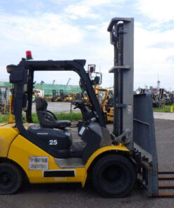 xenang-xe-nang-dau-komatsu-2-5-tan-fd25t-17-seri-322412-san-xuat-nam-2013-4.jpg