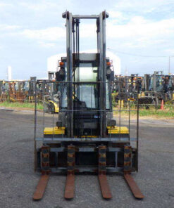 xenang-xe-nang-dau-komatsu-2-5-tan-fd25t-17-seri-322412-san-xuat-nam-2013-5.jpg