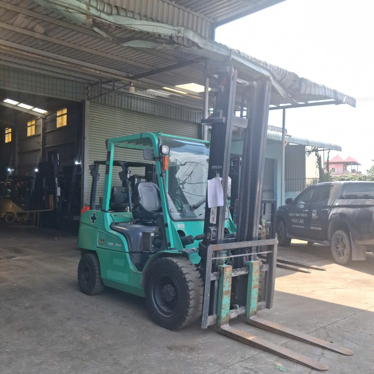 Xe nâng dầu Mitsubishi 3.5 tấn, FD35AT Seri F14E-80347, sản xuất năm 2010