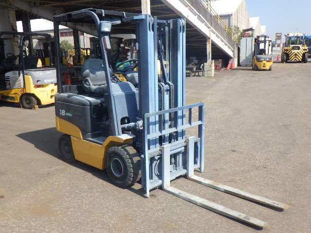 xenang-xe-nang-dien-komatsu-1-8-tan-fb18ex-11-seri-812976-san-xuat-nam-2006-8.jpg